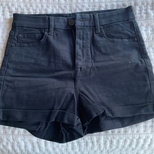 NWOT AE black Jean Shorts Size 6